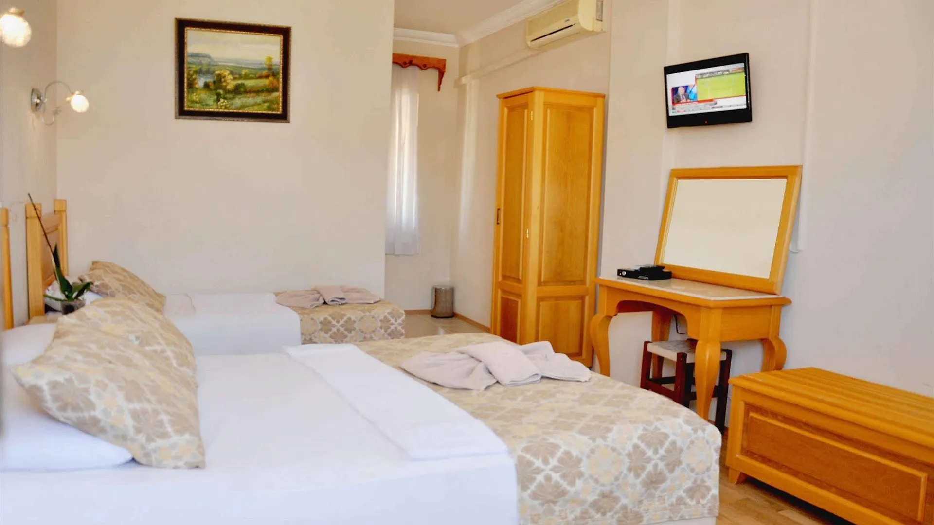 Can Hotel Bodrum 2*,